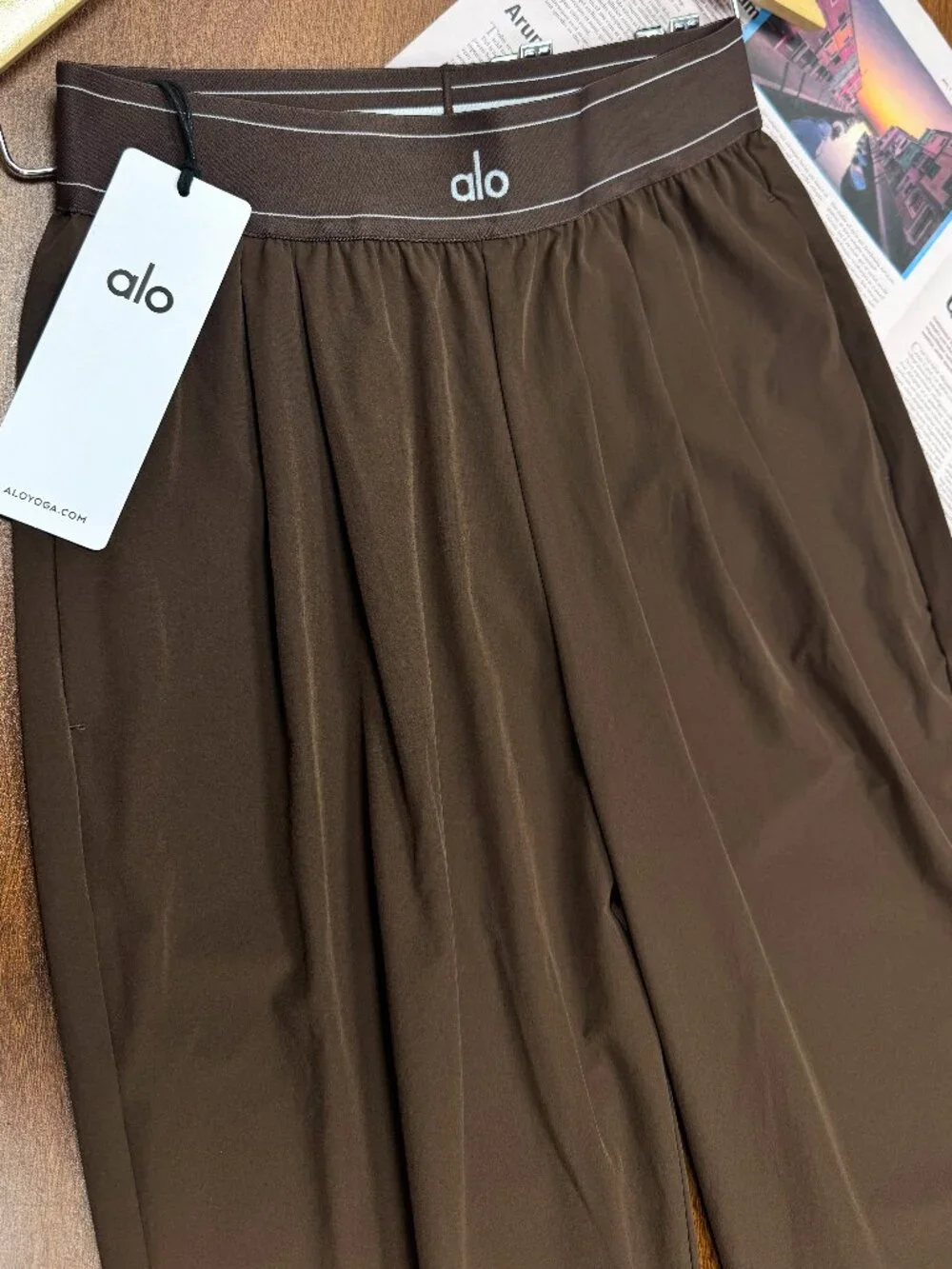 NWT👜ALO Yoga Suit Up Pants Coffee Brown（Regular 30“inch）Office/Casual/Travel 😜